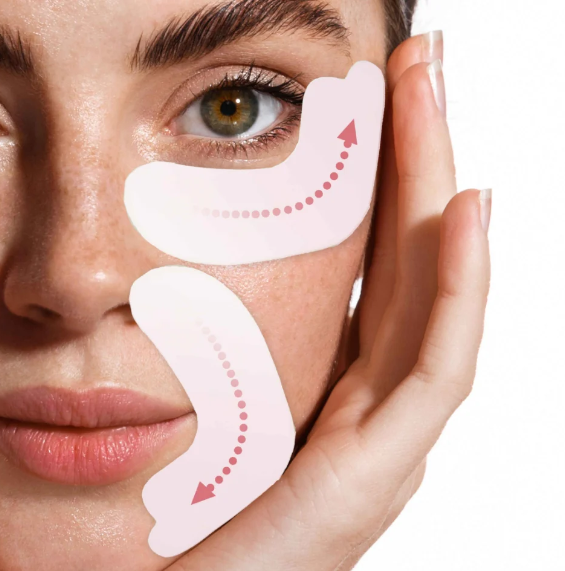 SPA TREATMENT has Strech eye sheet exosome