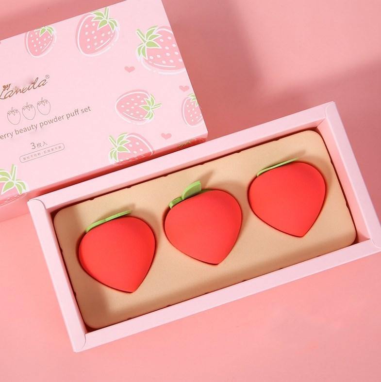 STRAWBERRY MAKEUP SPONGE SET - Muneeraskin